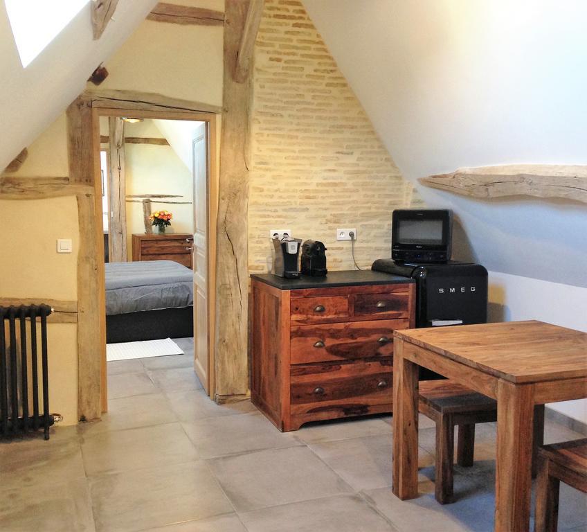 Bed and Breakfast Hameau De La Fausse Sauge Mezilles Экстерьер фото